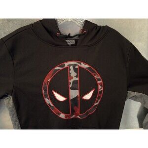 Deadpool Marvel Movie Logo Black/Red Camo Kangaroo Pouch Hoodie Pullover Adult S
